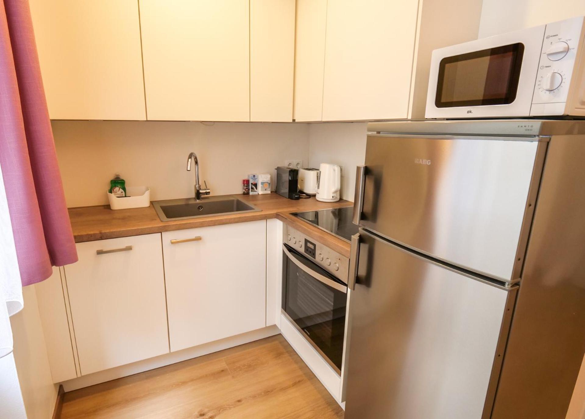 74 Living Apartments Wenen Buitenkant foto