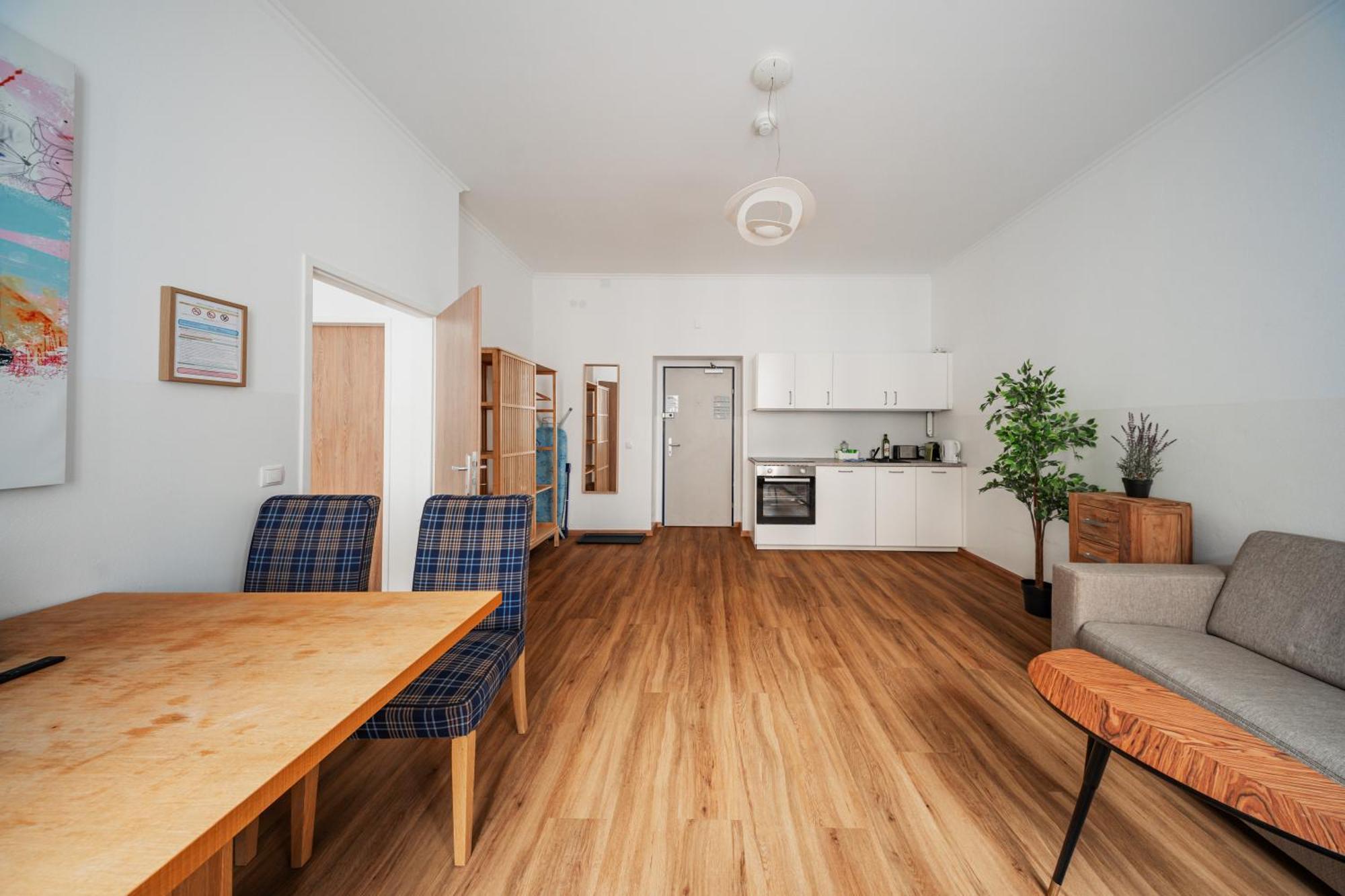 74 Living Apartments Wenen Buitenkant foto