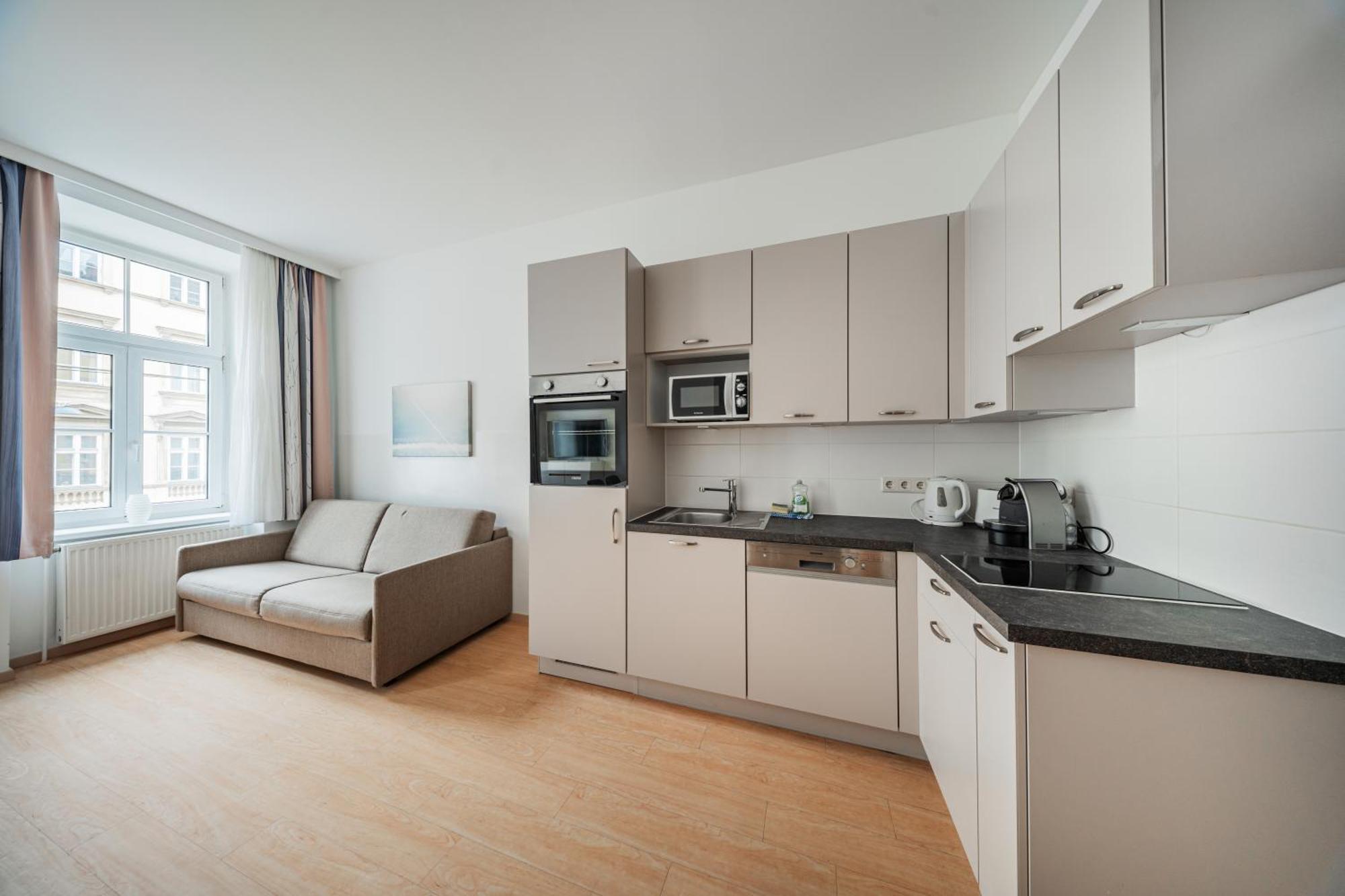 74 Living Apartments Wenen Buitenkant foto