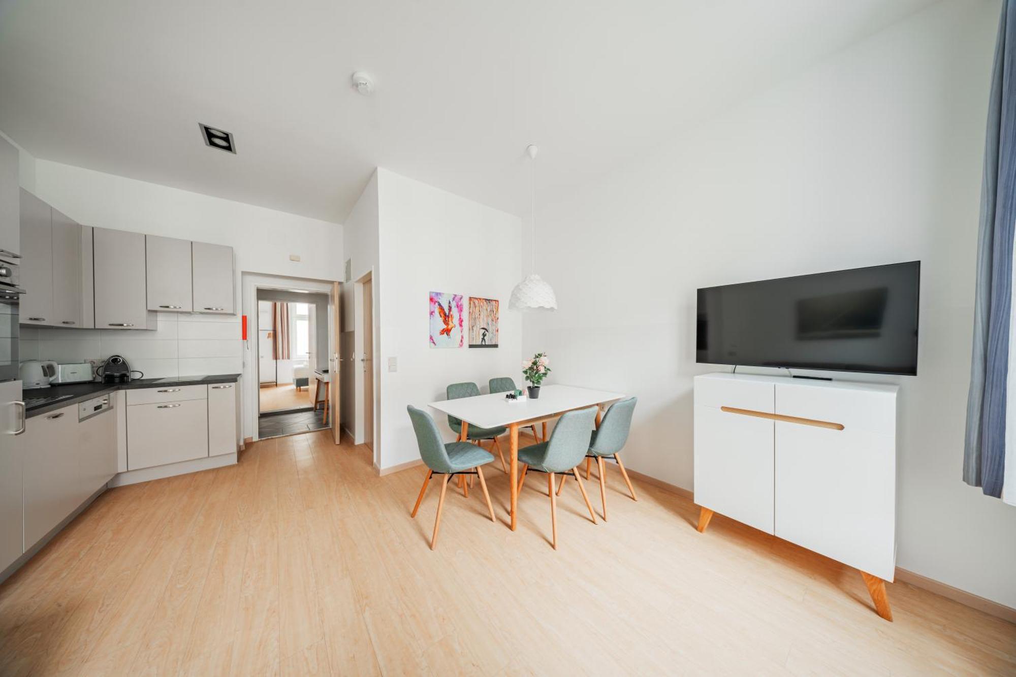 74 Living Apartments Wenen Buitenkant foto
